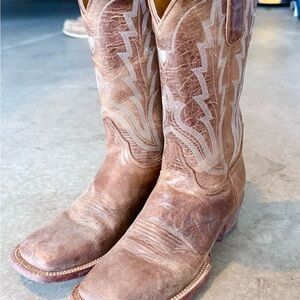 Idyllwind Tan Leather Cowboy Boots